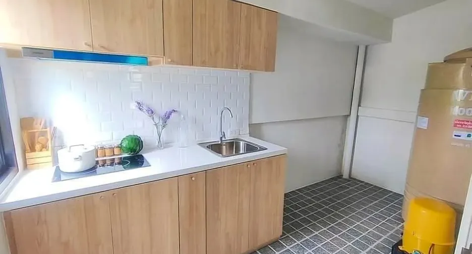 Reihenhaus zum Kauf mit 2 Zimmer in Si Racha, Chonburi