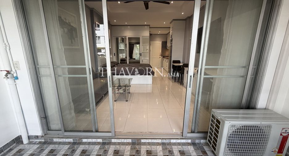 À vendre studio condo à Jomtien, Pattaya