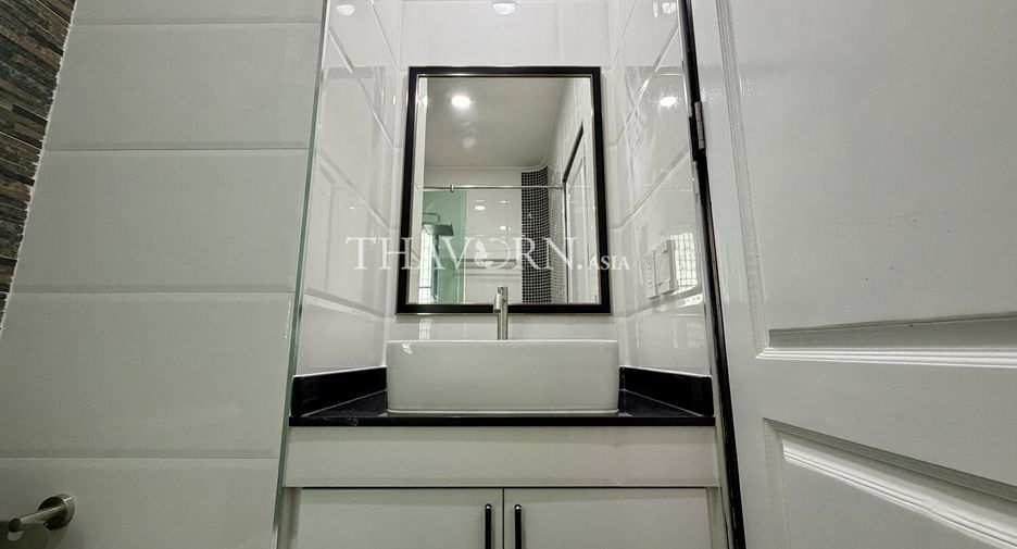 À vendre studio condo à Jomtien, Pattaya