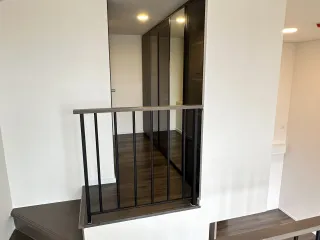 Condo en venta de 2 habitaciones en Khan Na Yao, Bangkok