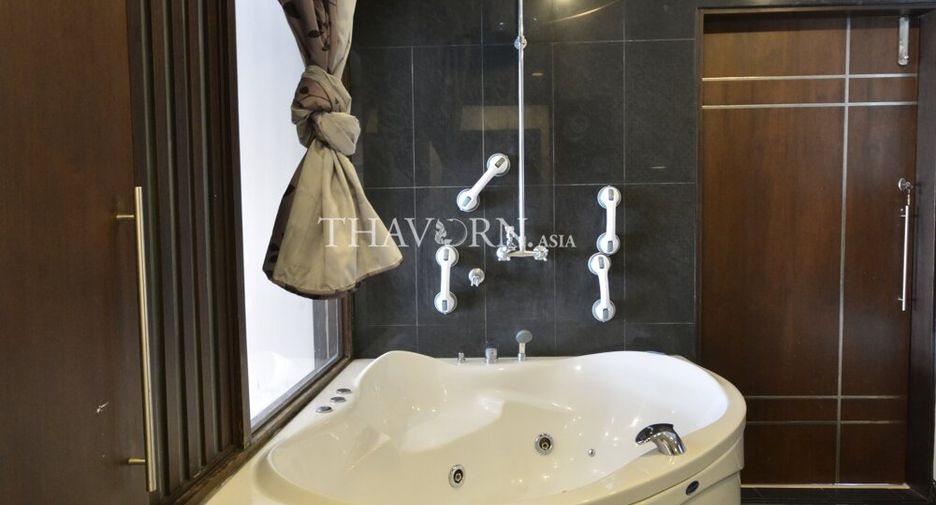 À vendre 2 chambres condo à Jomtien, Pattaya