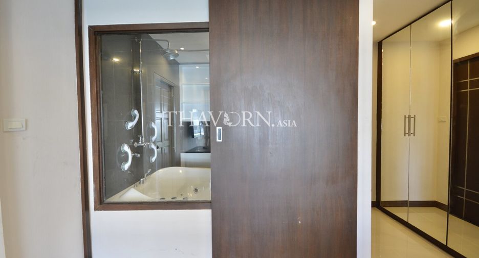 À vendre 2 chambres condo à Jomtien, Pattaya