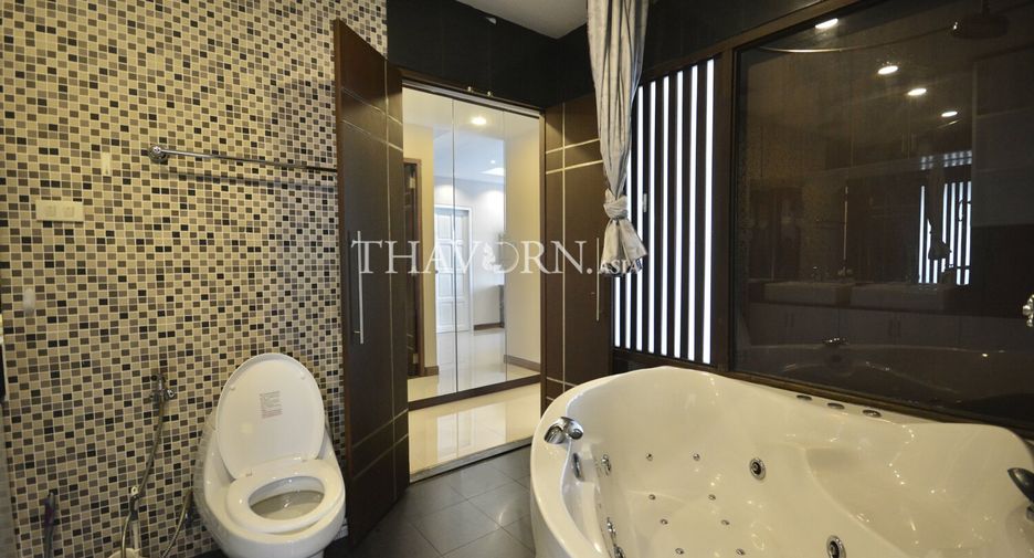 À vendre 2 chambres condo à Jomtien, Pattaya