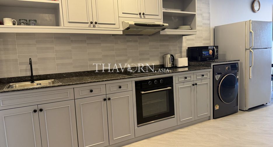 À vendre 2 chambres condo à Na Jomtien, Pattaya