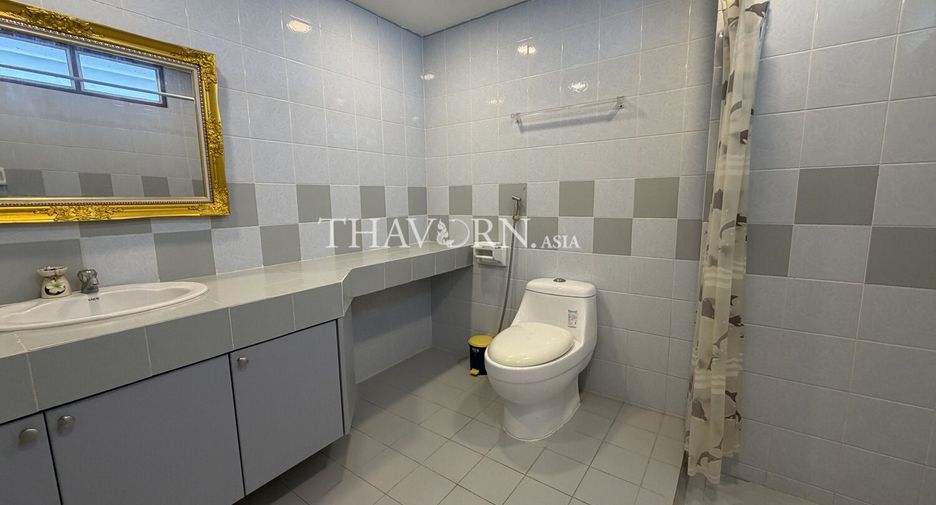 À vendre 2 chambres condo à Na Jomtien, Pattaya