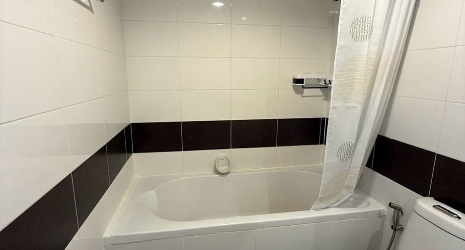 For rent 1 bed condo in Khlong Toei, Bangkok
