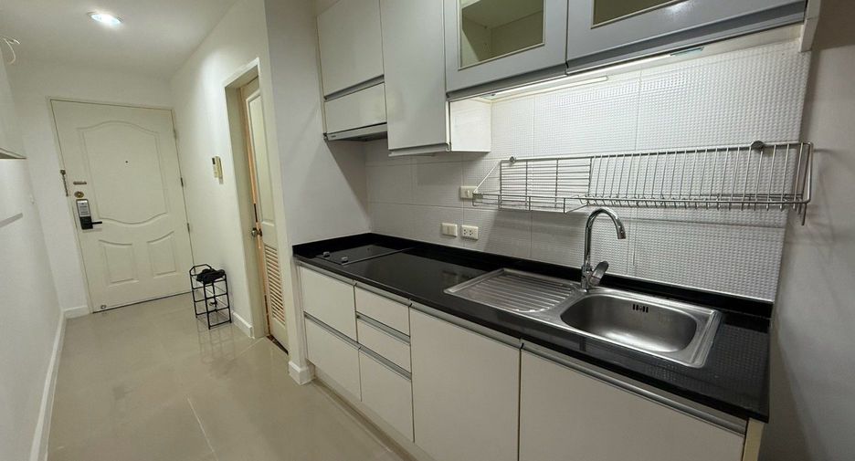 For rent 1 bed condo in Khlong Toei, Bangkok