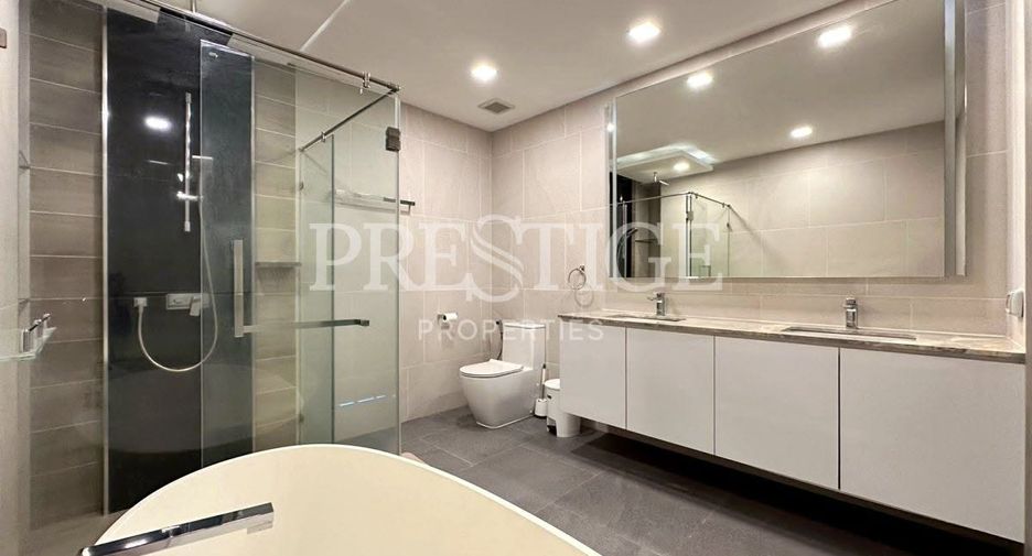 For rent 2 bedrooms condo in Jomtien, Pattaya