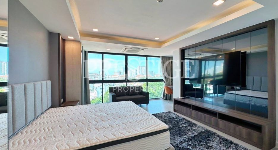 For rent 2 bedrooms condo in Jomtien, Pattaya