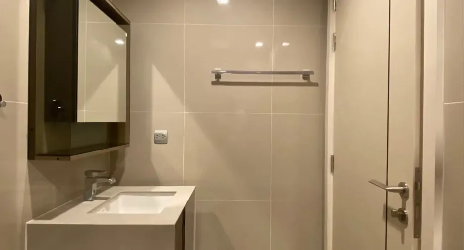 À vendre 1 chambre condo à Phaya Thai, Bangkok