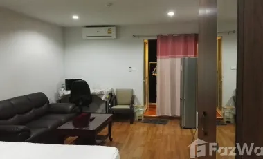 À vendre studio condo à Phra Khanong, Bangkok