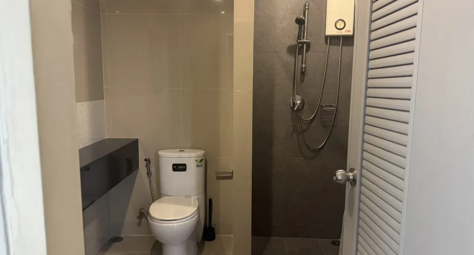For rent 1 bed condo in Phra Khanong, Bangkok