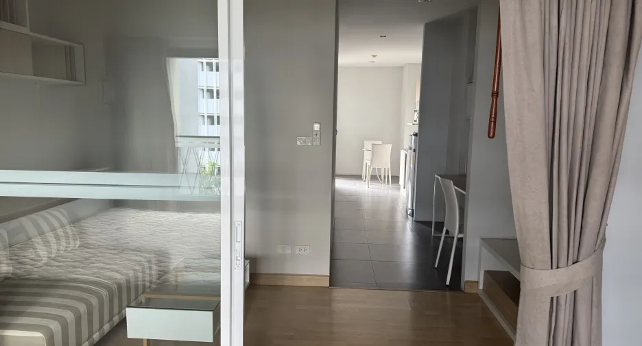 For rent 1 bed condo in Phra Khanong, Bangkok