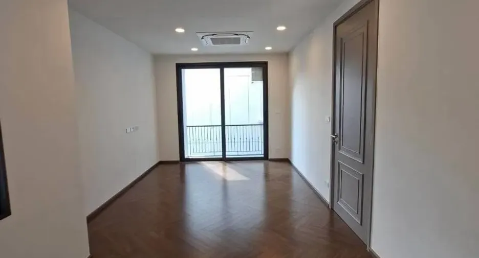 À louer 4 chambres maison à Yan Nawa, Bangkok