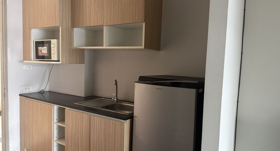 For rent 1 bed condo in Phra Khanong, Bangkok