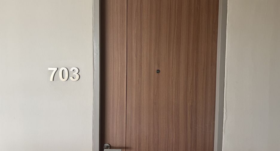 For rent 1 bed condo in Phra Khanong, Bangkok