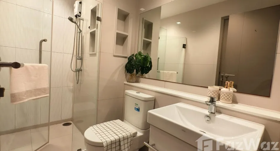 For rent 1 bed condo in Huai Khwang, Bangkok