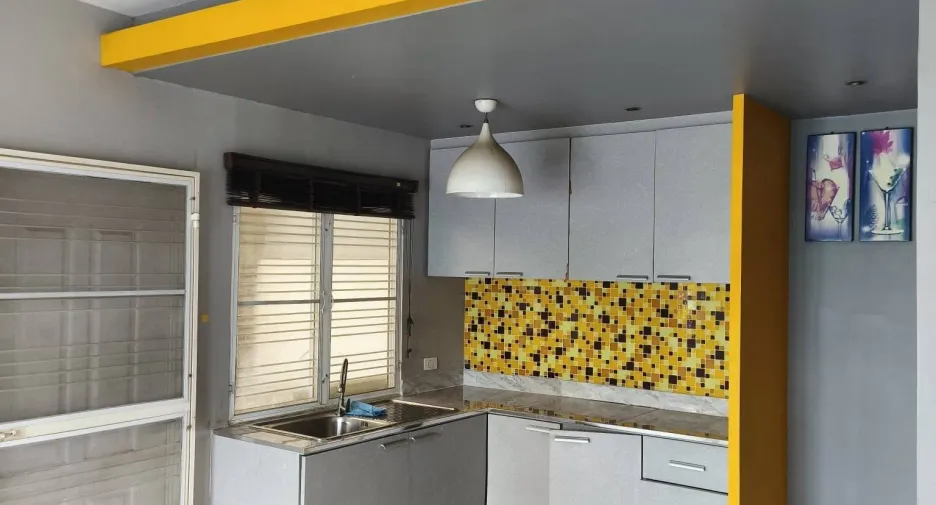 For rent 3 ベッドルーム townhouse in Bang Phli, Samut Prakan