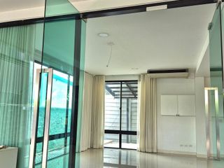 Büro zur Miete in Bueng Kum, Bangkok