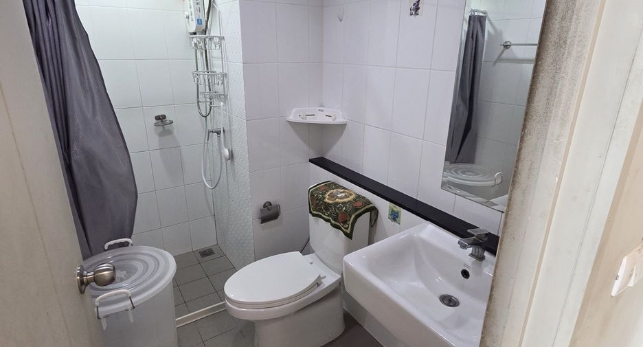 For sale 2 ベッドルーム condo in Mueang Samut Prakan, Samut Prakan