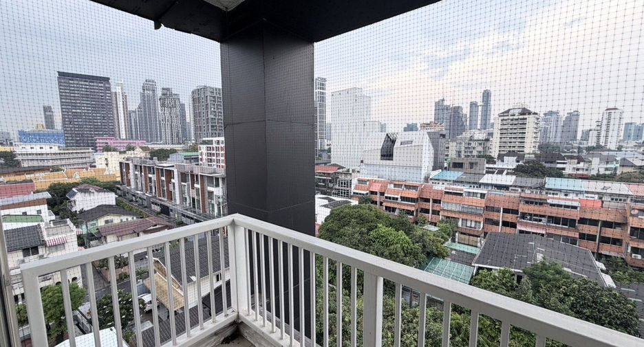 For rent 1 bed condo in Watthana, Bangkok