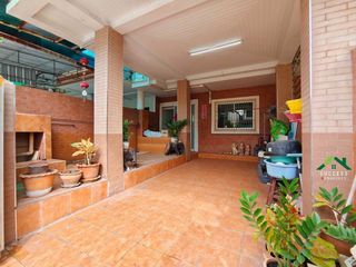Reihenhaus zum Kauf mit 2 Zimmer in Mueang Samut Prakan, Samut Prakan