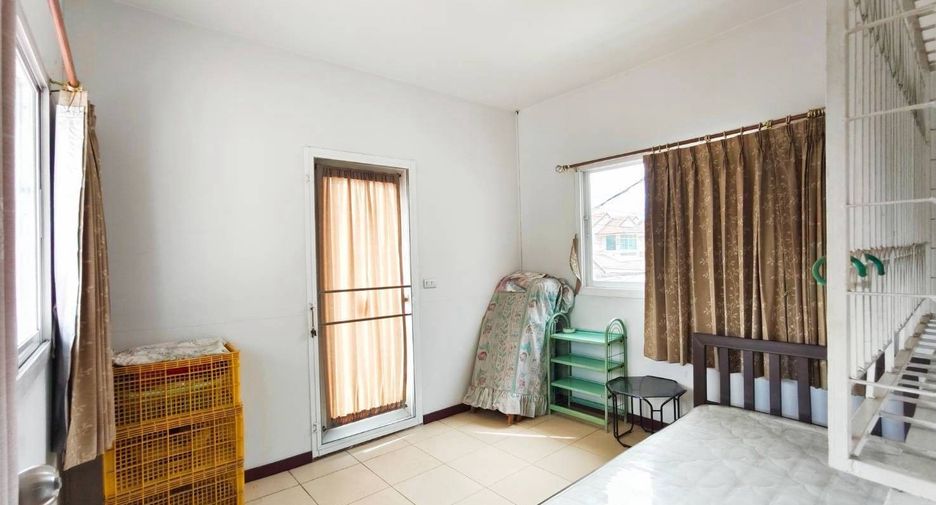 Reihenhaus zum Kauf mit 2 Zimmer in Mueang Samut Prakan, Samut Prakan