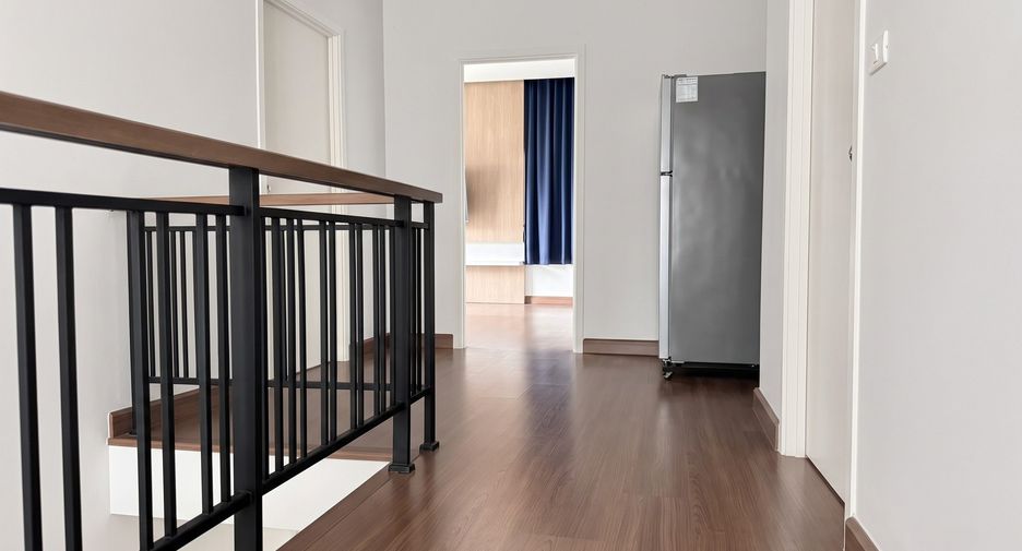 Haus zum Kauf und zur Miete mit 4 Zimmer in Lat Krabang, Bangkok