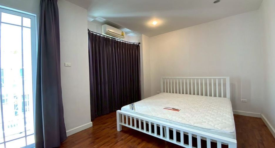 Reihenhaus zur Miete und zum Kauf mit 3 Zimmer in Bangkok Yai, Bangkok