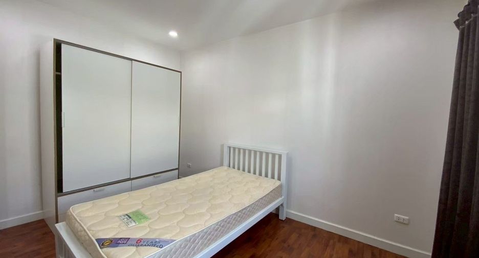 Reihenhaus zur Miete und zum Kauf mit 3 Zimmer in Bangkok Yai, Bangkok