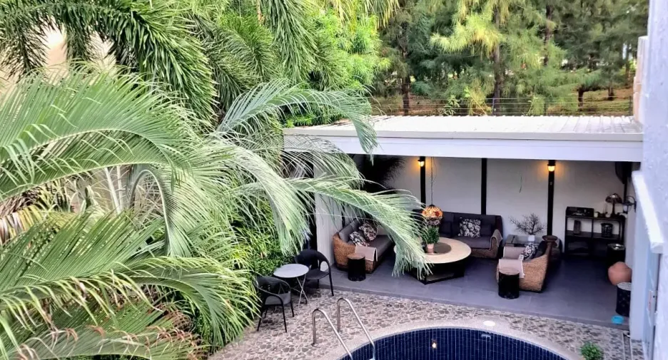 For rent 3 bedrooms villa in Mueang Phuket, Phuket