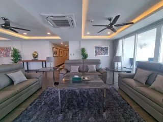 Condo en venta de 4 habitaciones en Bang Lamung, Chonburi