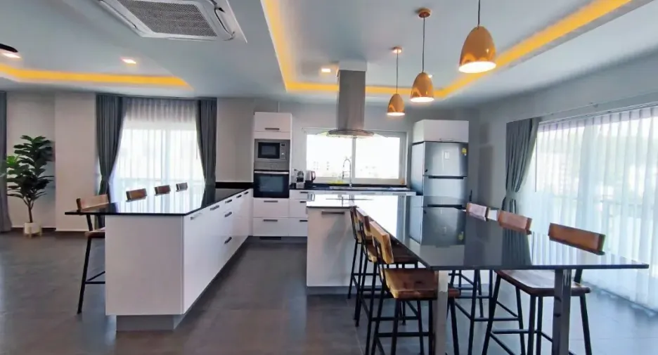 Condo en venta de 4 habitaciones en Bang Lamung, Chonburi
