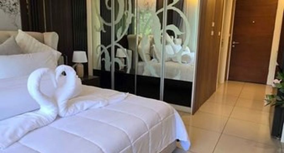 For sale 1 bed condo in Bang Lamung, Chonburi