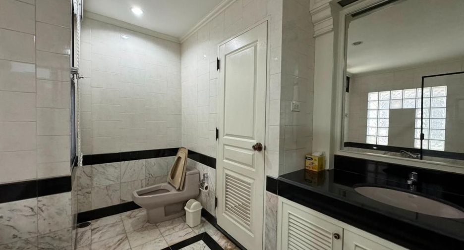 Condo en alquiler de 2 habitaciones en Mueang Nonthaburi, Nonthaburi