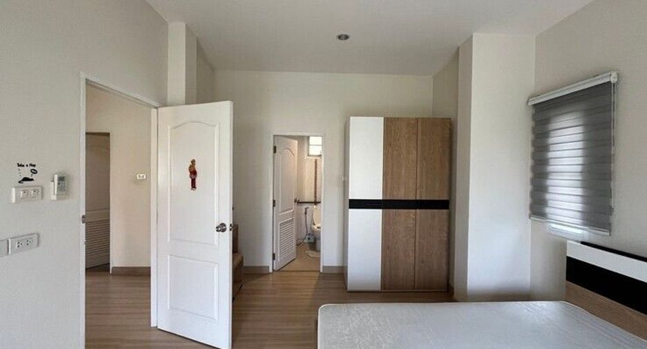 For rent 3 bedrooms house in Doi Saket, Chiang Mai