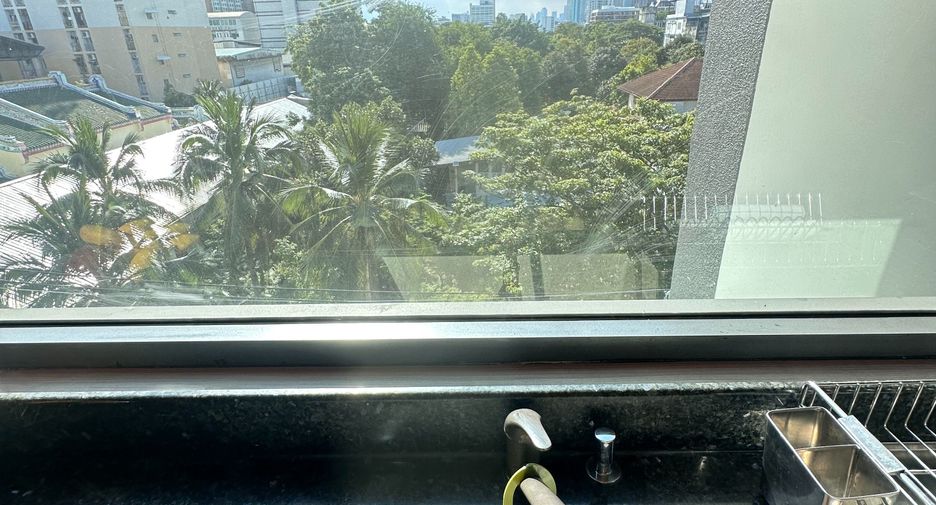 À louer 2 chambres appartement à Khlong Toei, Bangkok