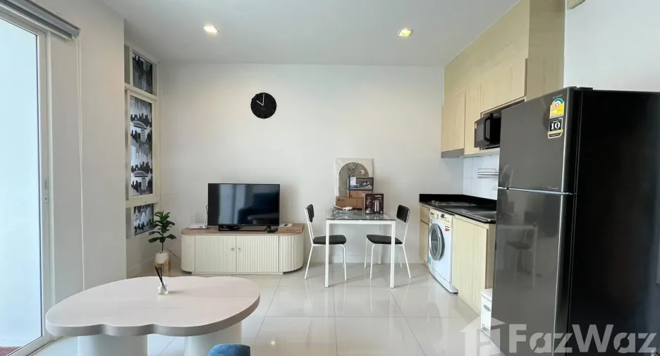 For rent 1 bed condo in Phra Khanong, Bangkok