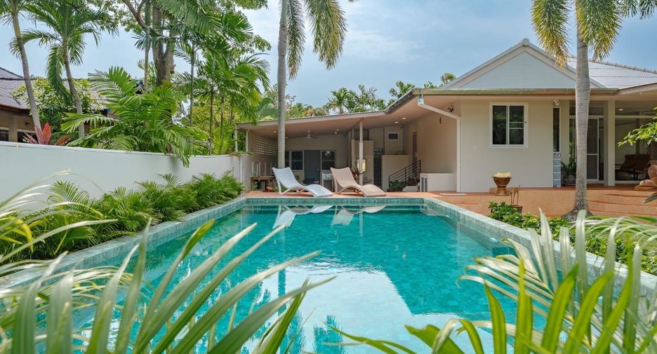 For sale and for rent 4 bedrooms villa in Mueang Phuket, Phuket