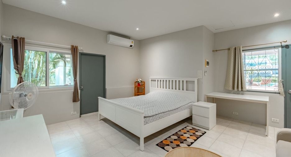 For sale and for rent 4 bedrooms villa in Mueang Phuket, Phuket