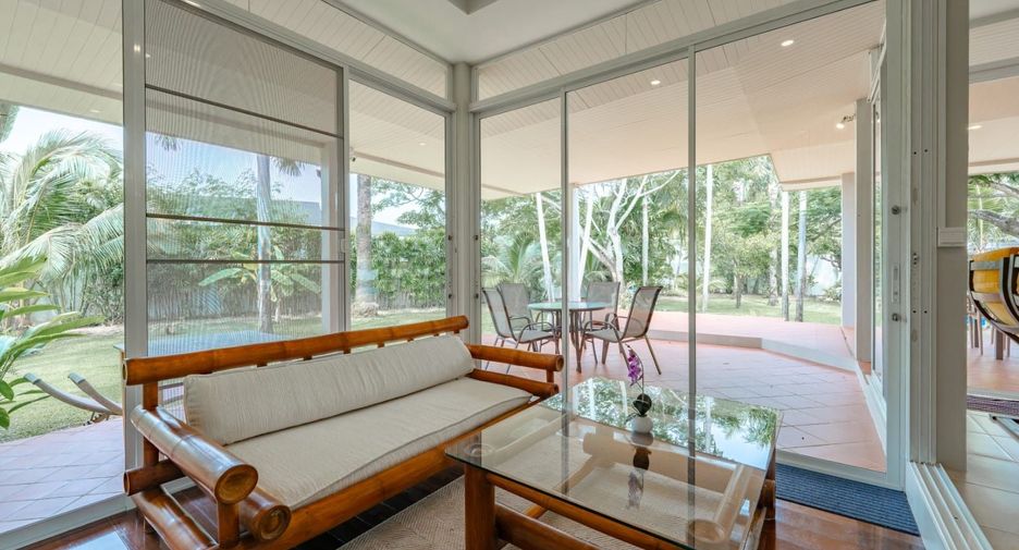 For sale and for rent 4 bedrooms villa in Mueang Phuket, Phuket