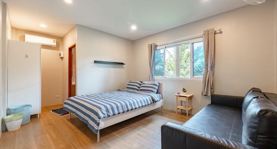 For sale and for rent 4 bedrooms villa in Mueang Phuket, Phuket