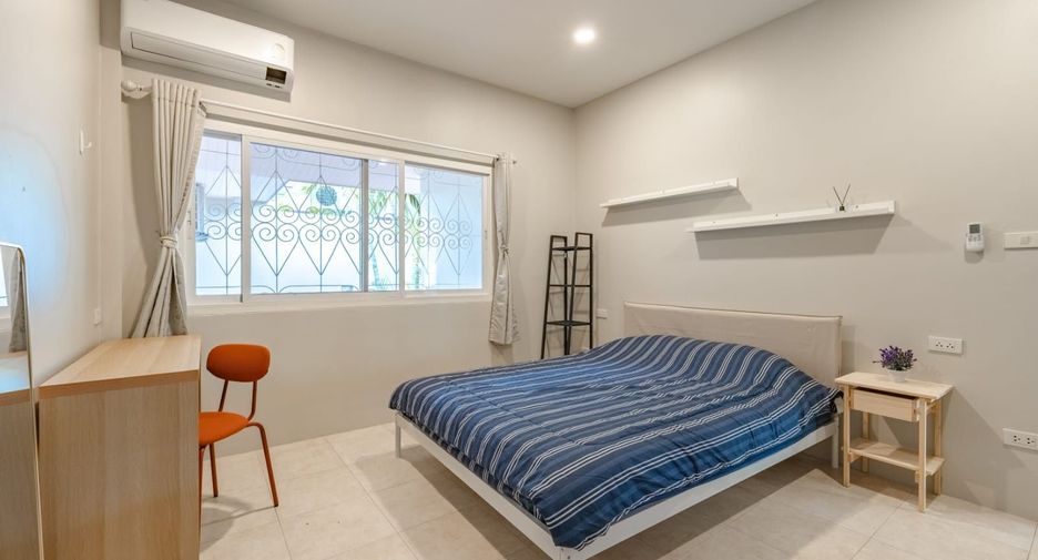 For sale and for rent 4 bedrooms villa in Mueang Phuket, Phuket