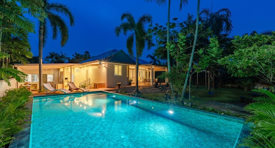 For sale and for rent 4 bedrooms villa in Mueang Phuket, Phuket