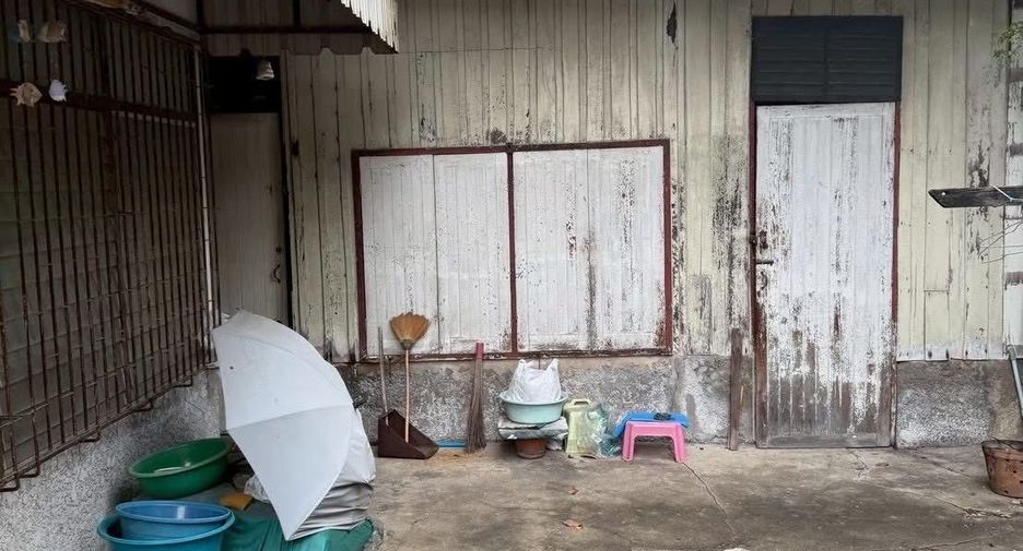 Casa en alquiler de 2 habitaciones en Watthana, Bangkok