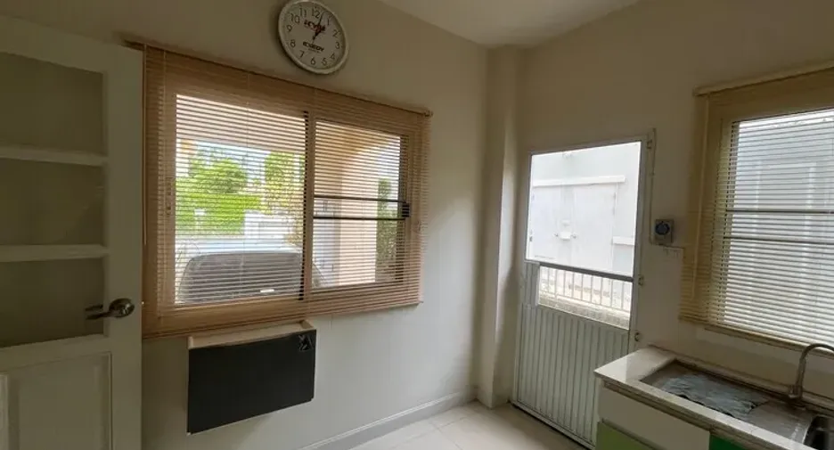 For rent 3 bedrooms house in Doi Saket, Chiang Mai
