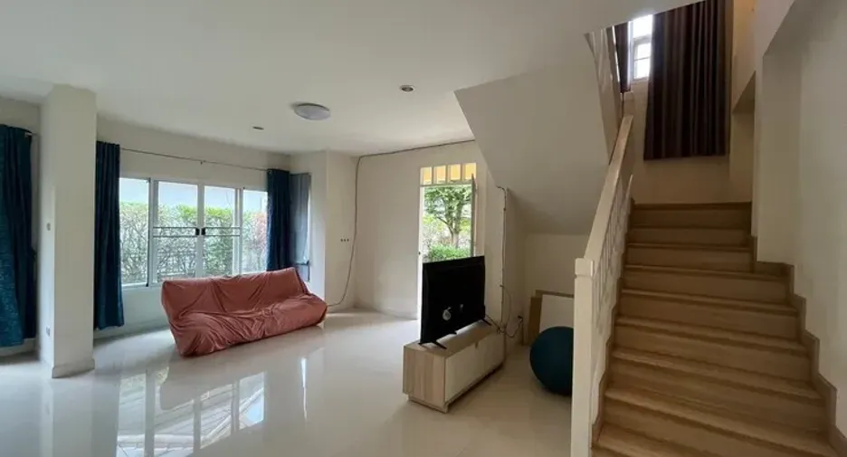 For rent 3 bedrooms house in Doi Saket, Chiang Mai