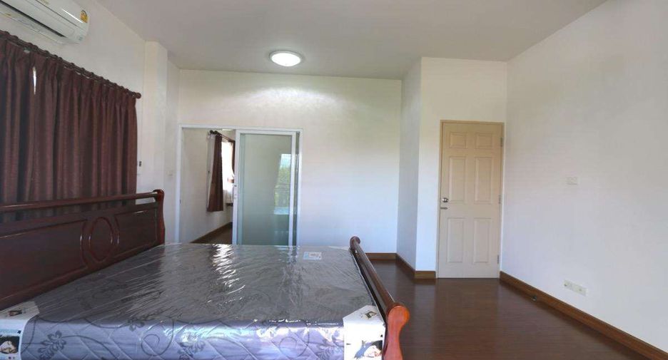 Casa en alquiler de 3 habitaciones en San Kamphaeng, Chiang Mai