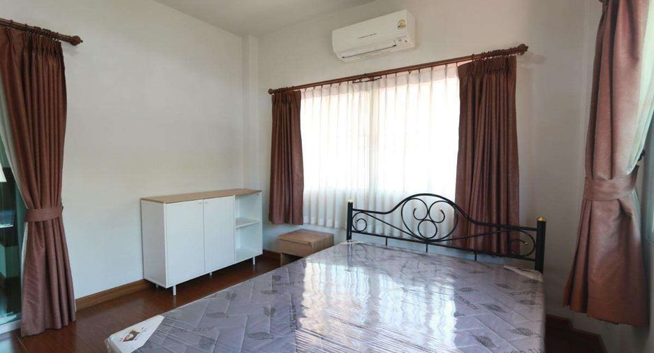 Casa en alquiler de 3 habitaciones en San Kamphaeng, Chiang Mai