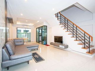 Casa en alquiler de 4 habitaciones en Mueang Chiang Mai, Chiang Mai